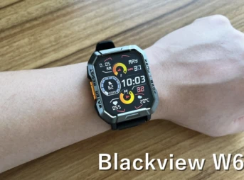 Blackview W60を腕に装着した様子